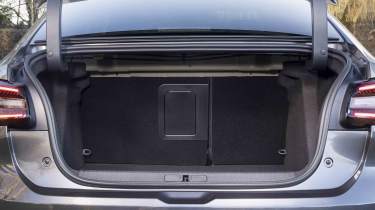 Citroen C4 X - alternative boot image